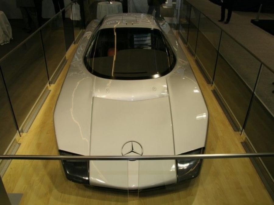  Mercedes-Benz C111-III Concept 1978 года  (фото 23 из 30)